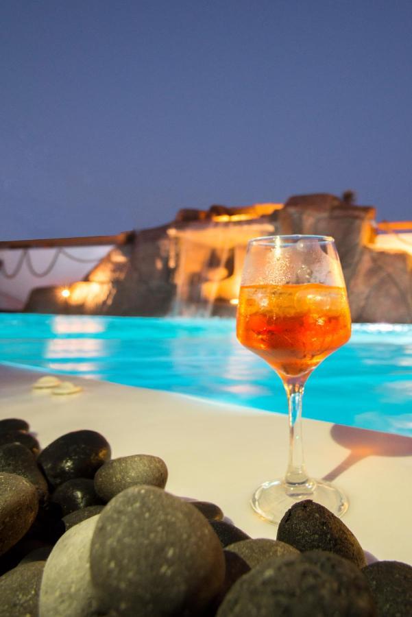 La Belle Vie - Santorini - Adults Only Daire Kamári Dış mekan fotoğraf
