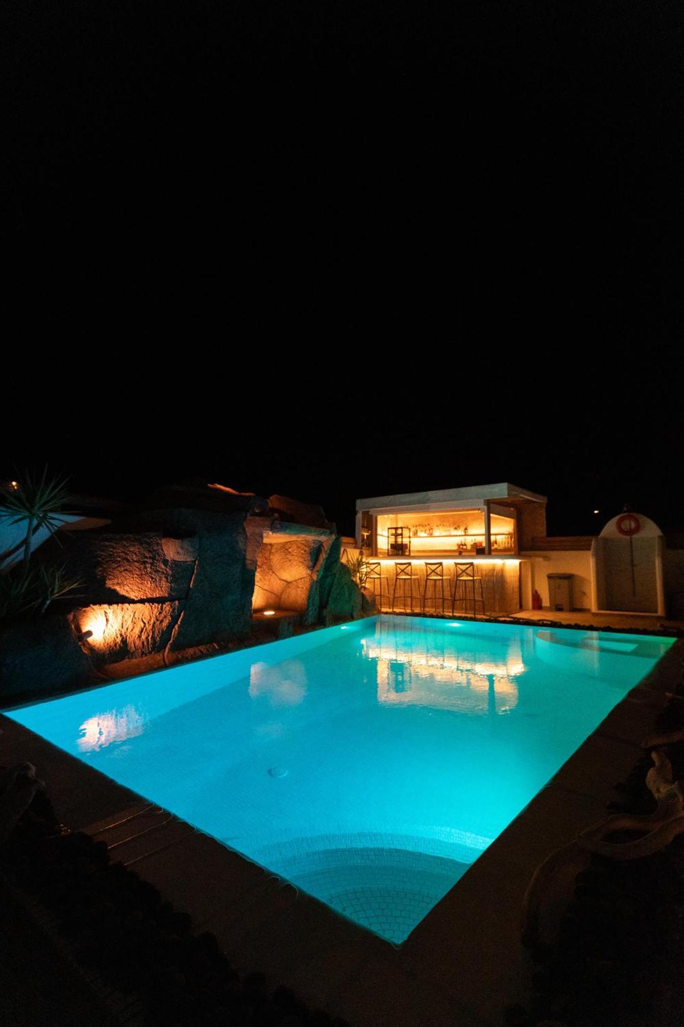 La Belle Vie - Santorini - Adults Only Daire Kamári Dış mekan fotoğraf